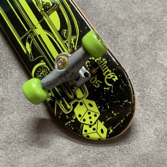 Vintage Tech Deck Creature Low rider Fingerboard Y2K - Picture 2 of 6